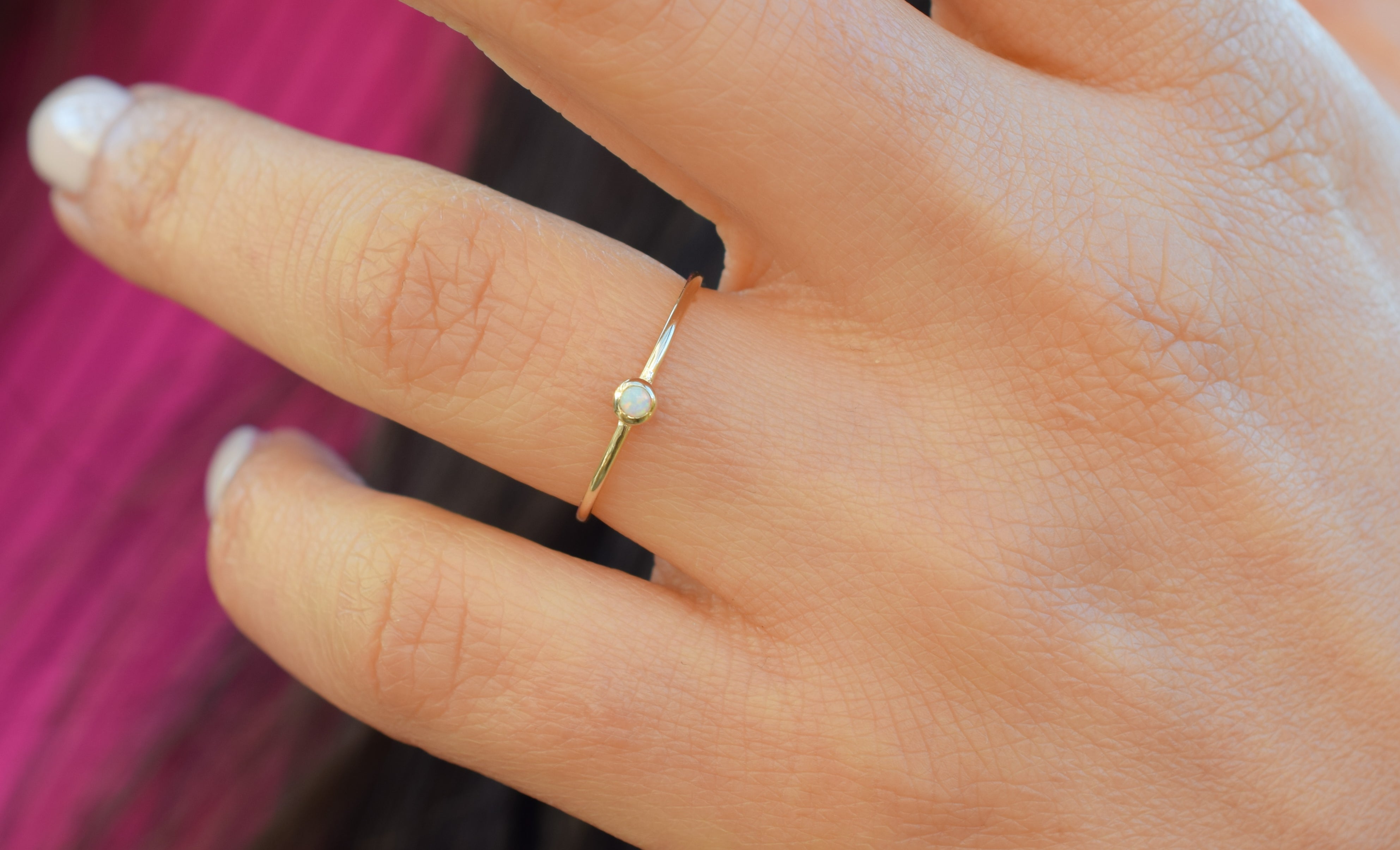 Aanschuifring goud, opaal gouden ring, 14k aanschuifring opaal