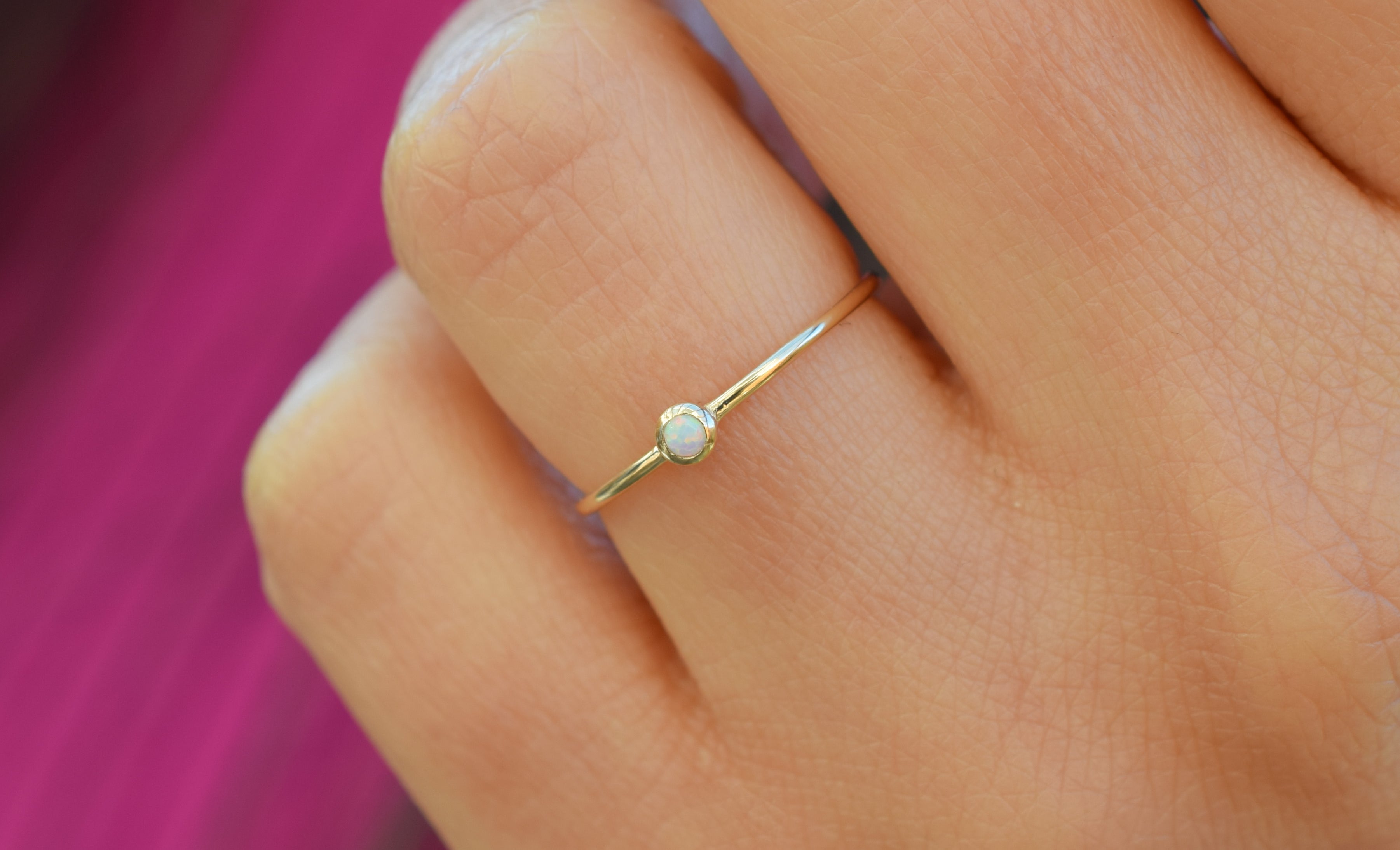 Aanschuifring goud, opaal gouden ring, 14k aanschuifring opaal