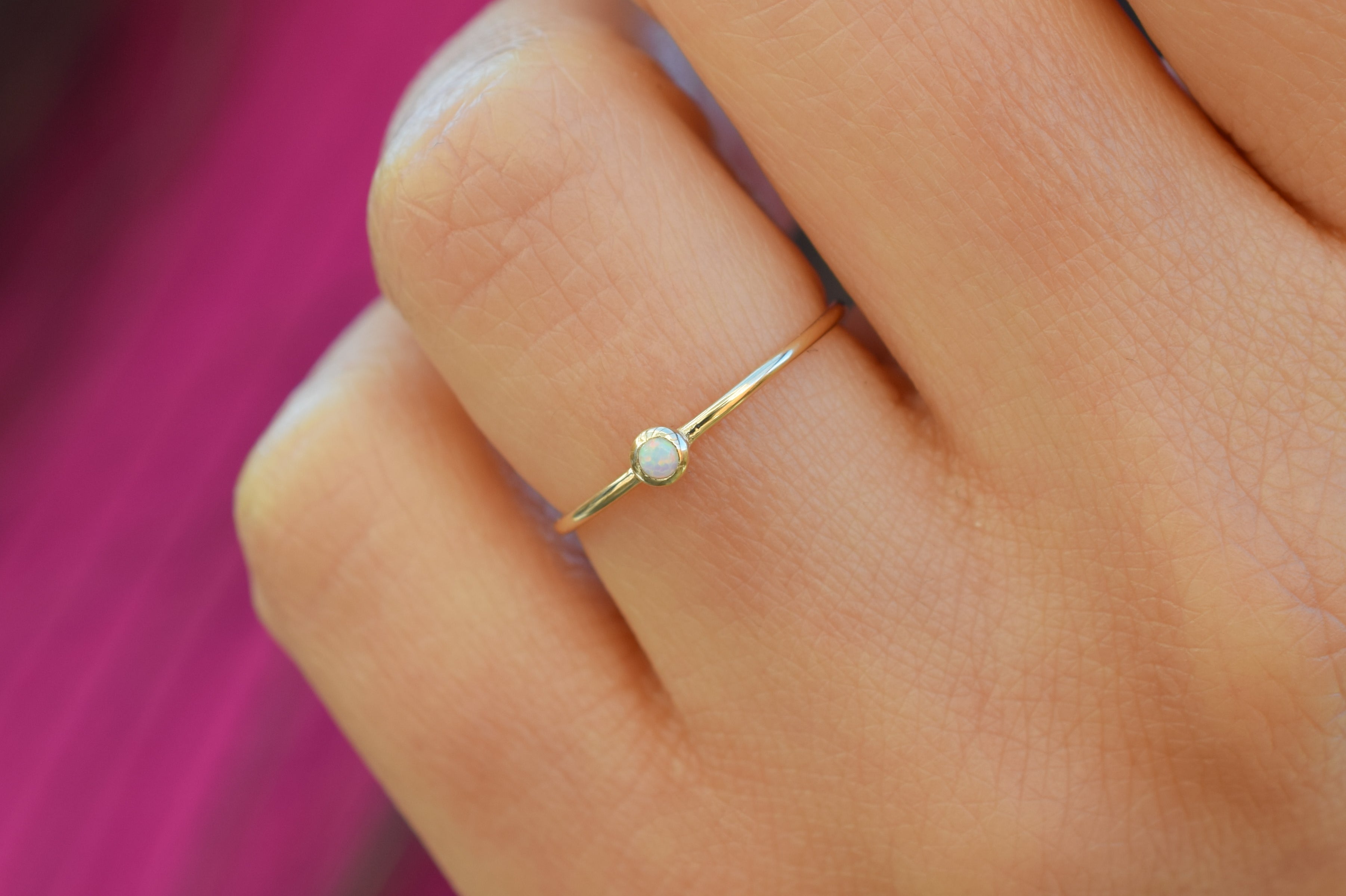 Aanschuifring goud, opaal gouden ring, 14k aanschuifring opaal