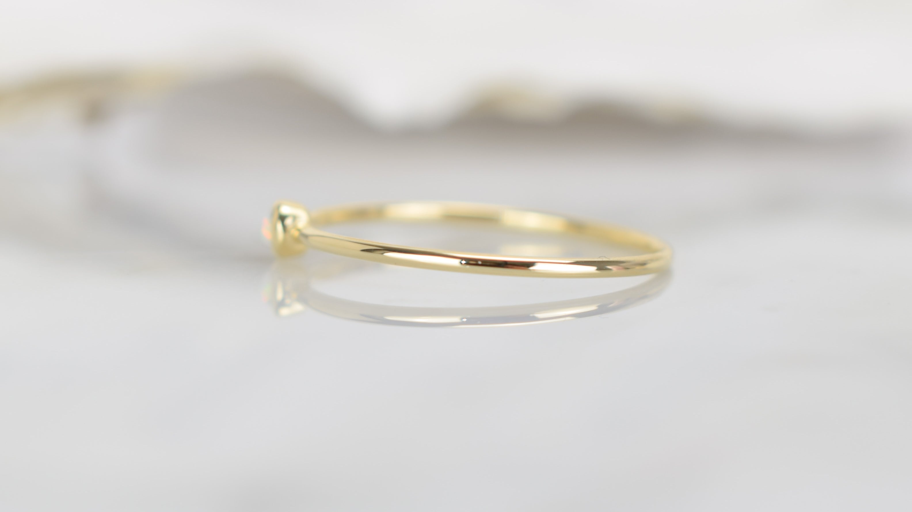 Aanschuifring goud, opaal gouden ring, 14k aanschuifring opaal