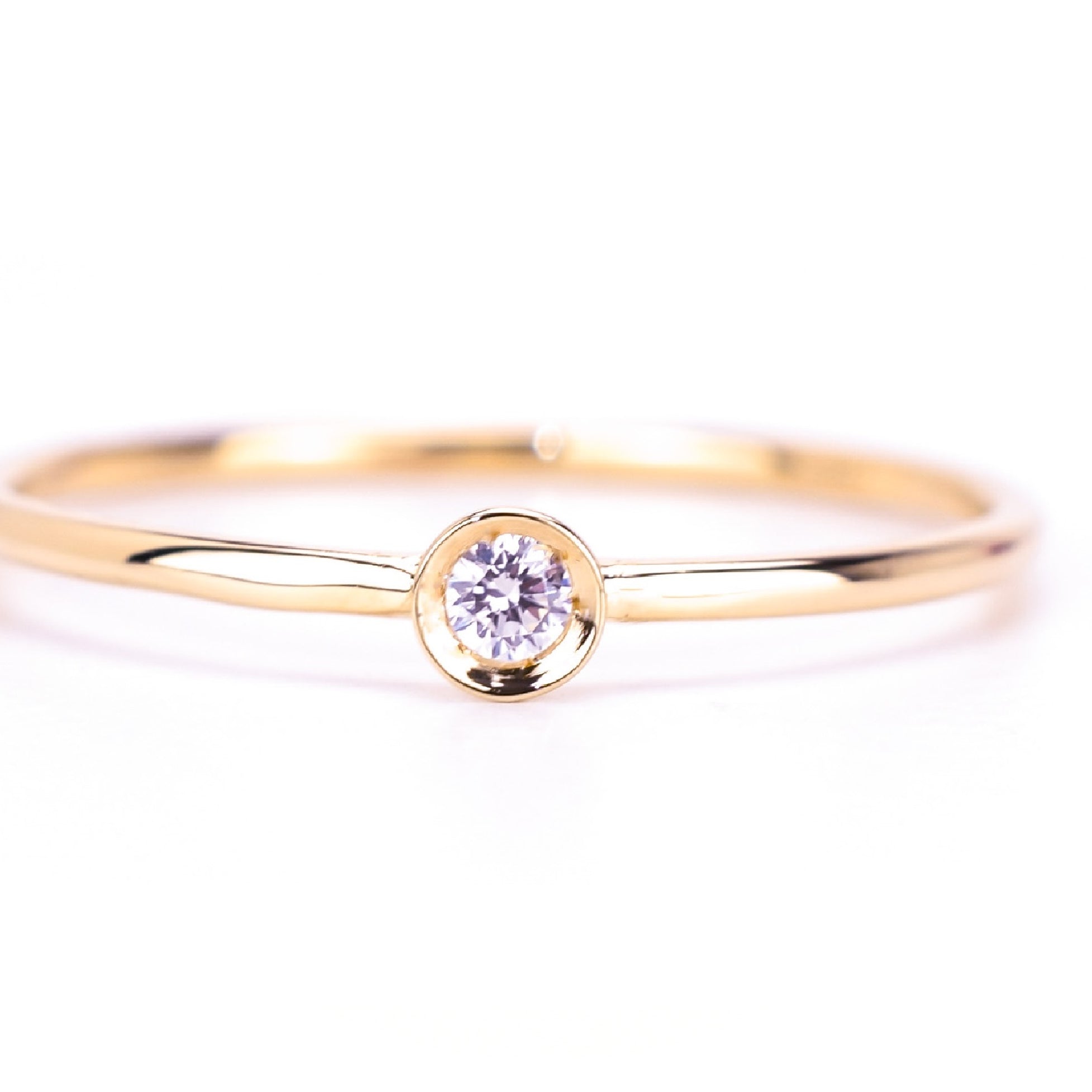 Verbindungsring 14K Gold Petite Solitaire VerOna