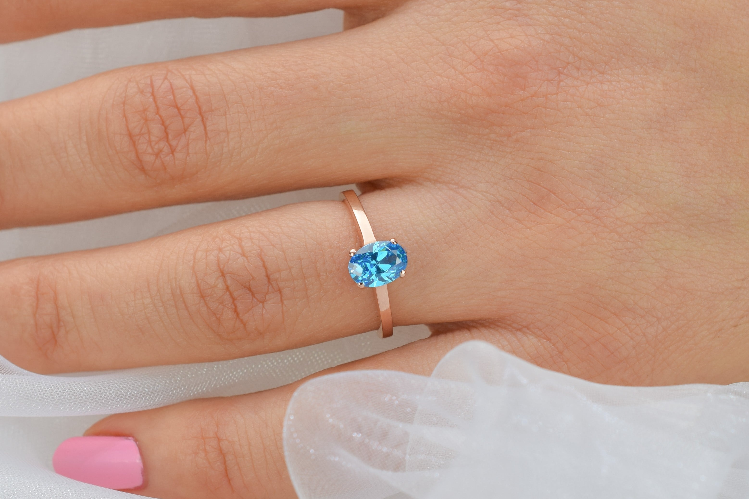 Gouden Rosé Ring, Ovale gouden Ring, Topaas Ring, Swaroski Ring, 14k topaas ring, blauwe natuurlijk steen sieraden, fijne sieraden