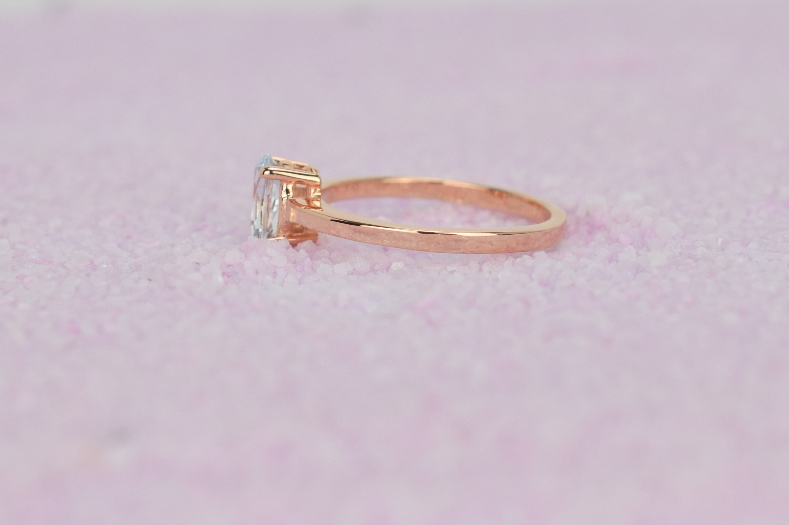 14k ovale ring, verlovingsring, 14k rose gouden ring, swarovski ring, gouden ring met steen, engagement ring, wedding ring rose gold