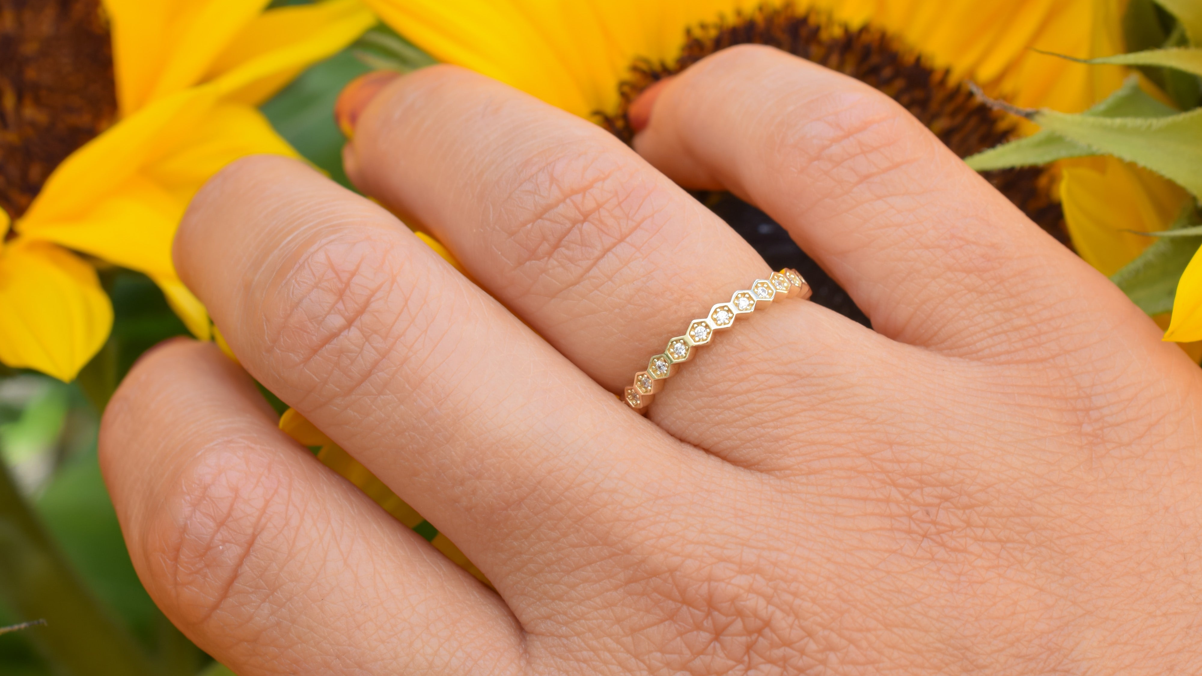 gouden honingraat aanschuifring, aanschuifring rosegoud, gouden ring honey, unieke ring, stapelring zilver, rosegoud aanschuifring