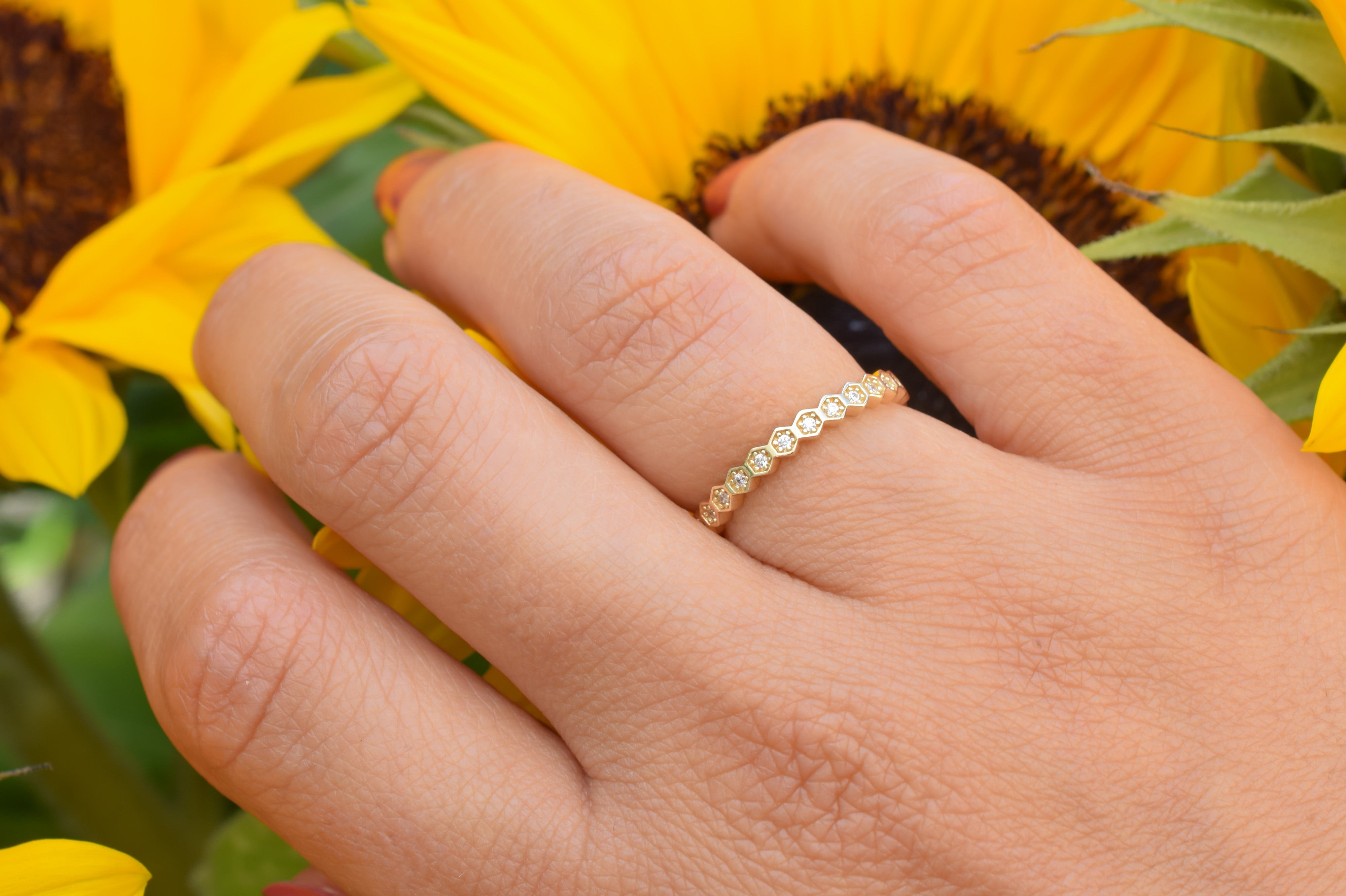 gouden honingraat aanschuifring, aanschuifring rosegoud, gouden ring honey, unieke ring, stapelring zilver, rosegoud aanschuifring