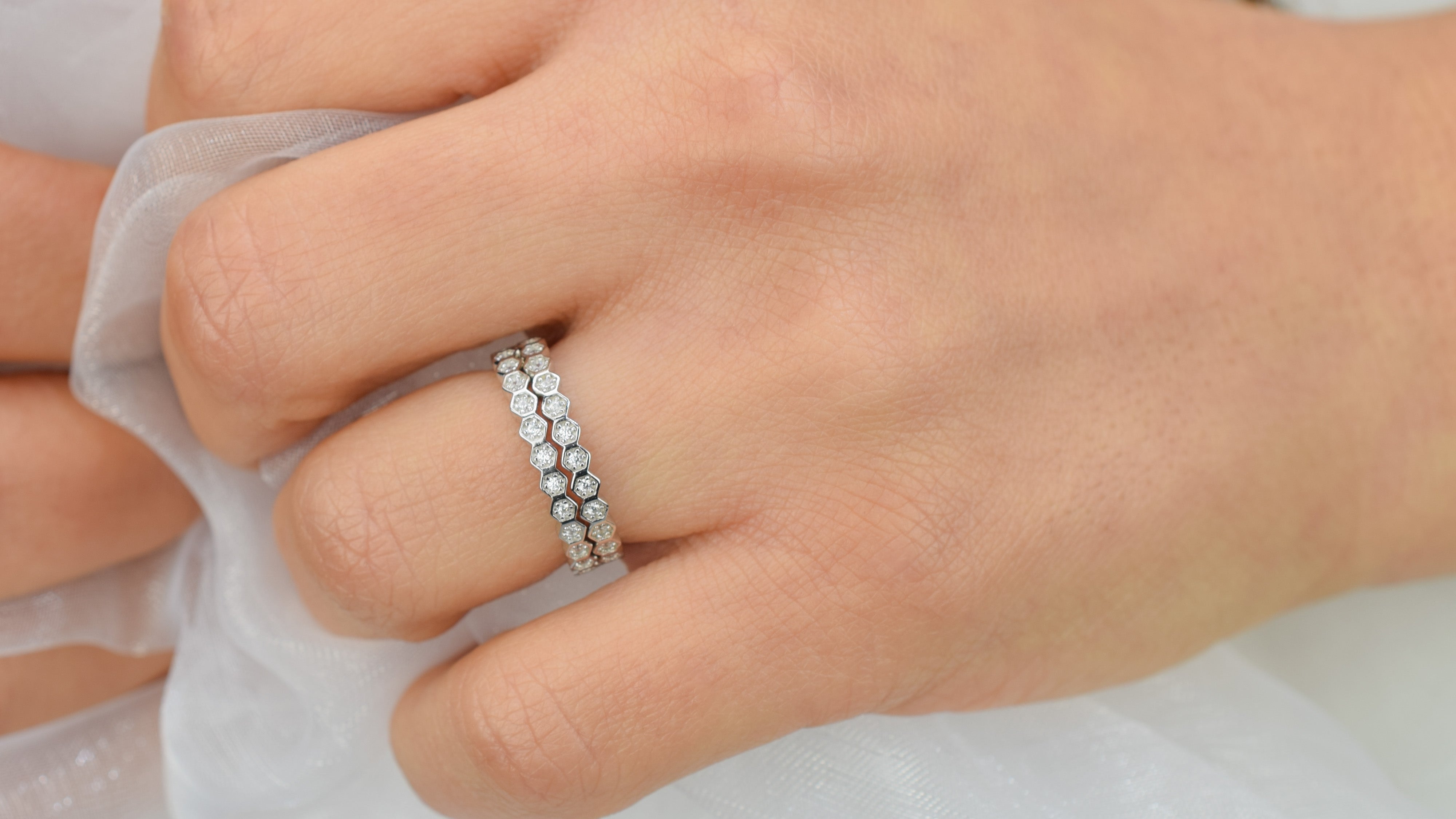 gouden honingraat aanschuifring, aanschuifring rosegoud, gouden ring honey, unieke ring, stapelring zilver, rosegoud aanschuifring