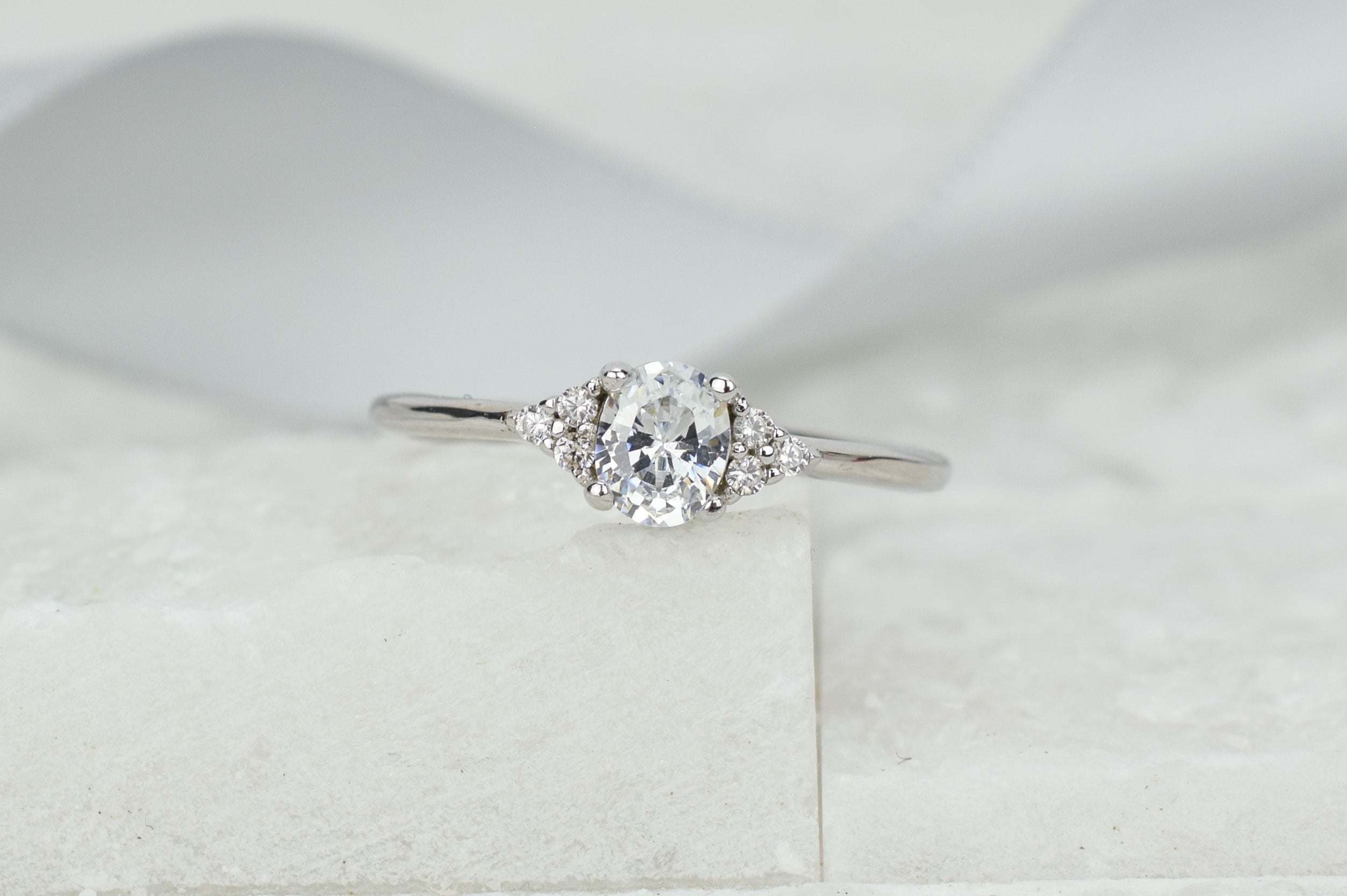 prinses ring, alexia ring, gouden ring, verlovingsring, zilveren ring met stenen, ovale ring, relatiering zilver, zilveren dames ring, rosegouden ring, 925 zilveren ring met stenen