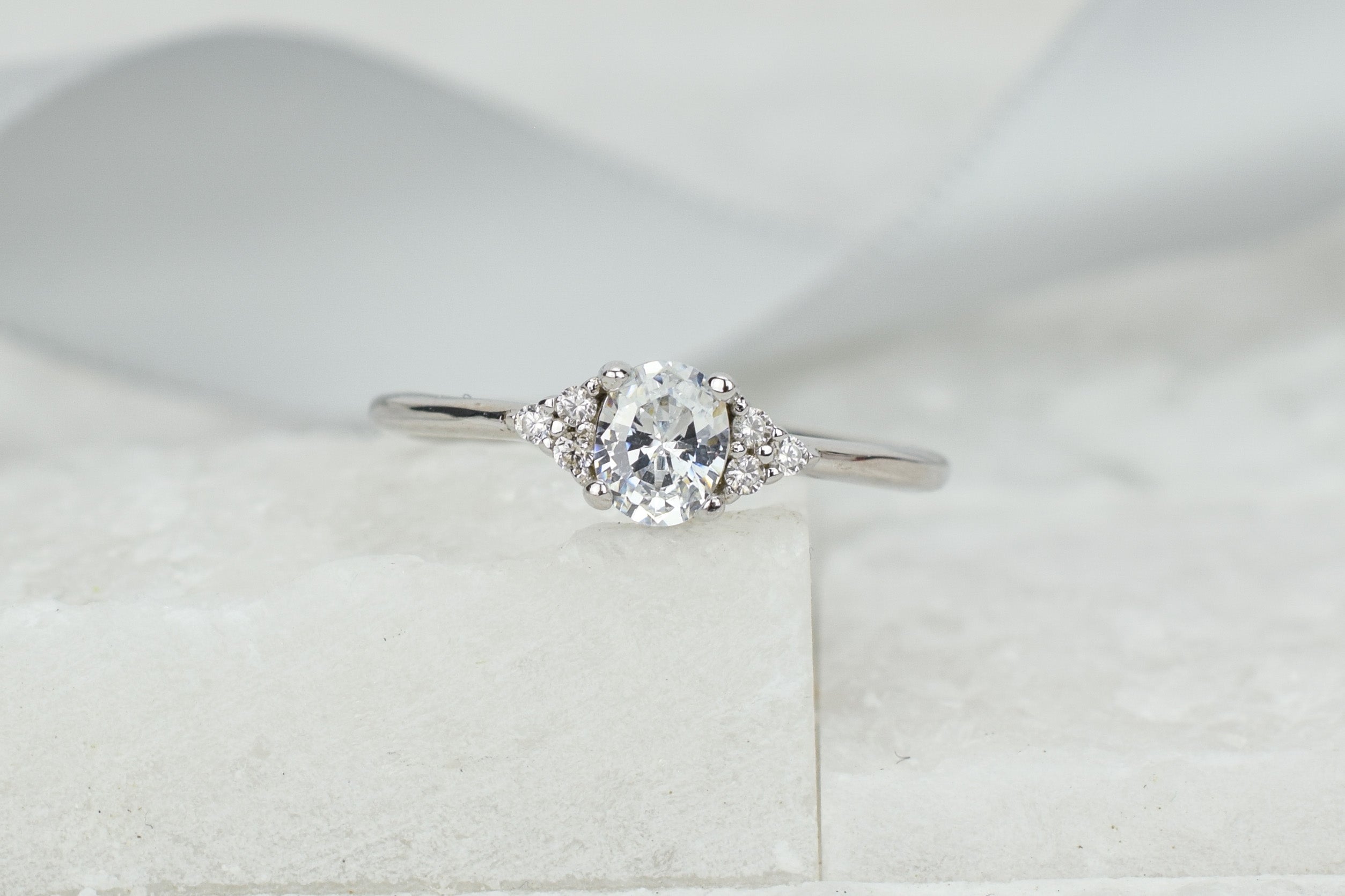 prinses ring, alexia ring, gouden ring, verlovingsring, zilveren ring met stenen, ovale ring, relatiering zilver, zilveren dames ring, rosegouden ring, 925 zilveren ring met stenen