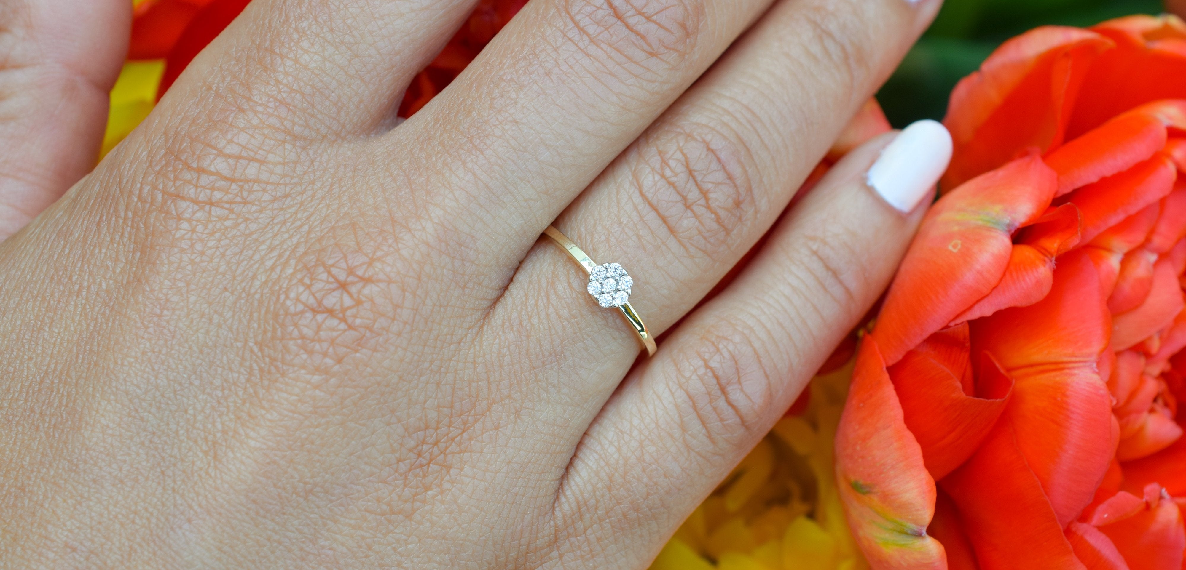 14k bloemen ring, ring met steen goud, gouden ring met stenen, 14 karaat stenen ring, gouden bloemen ring, 14k dames ring, verlovingsring goud, 14k gouden verlovingsring, gouden ring, gouden daisy ring