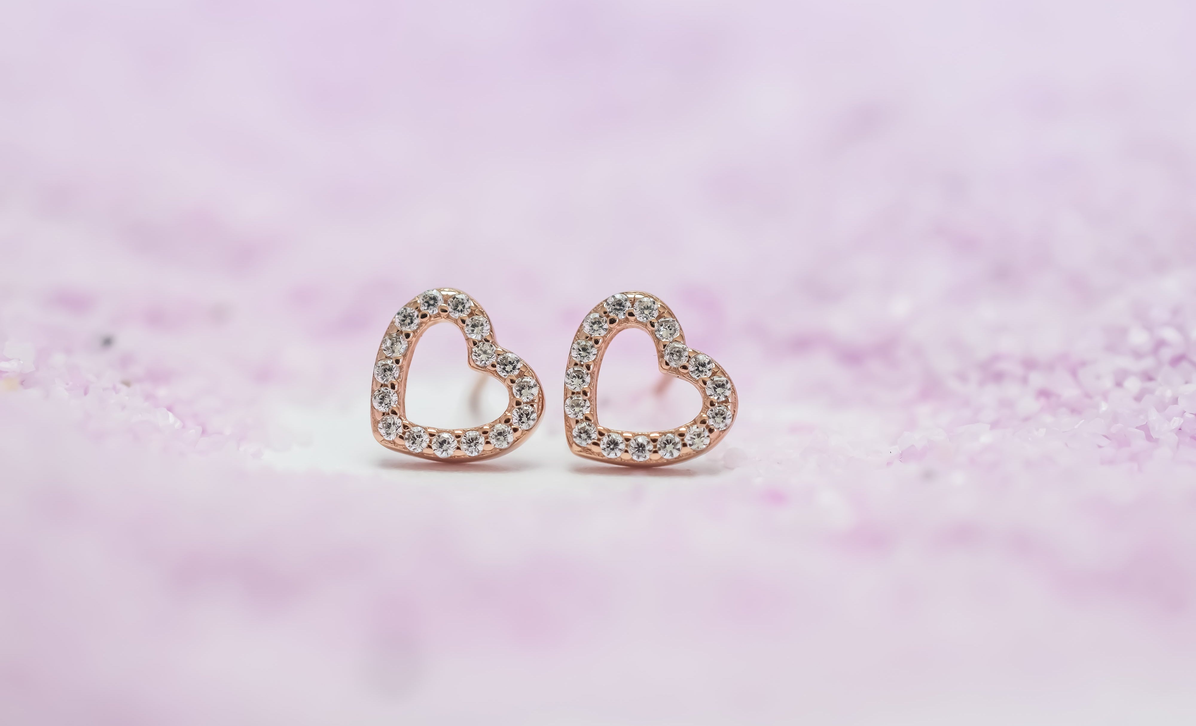 Oorbellen hartjes oorknoppen, gouden hartjes oorknoppen, rose gouden hartjes oorbellen, oorbellen open hartjes, zilveren harten oorstekers, 925 zilver oorbellen harten
