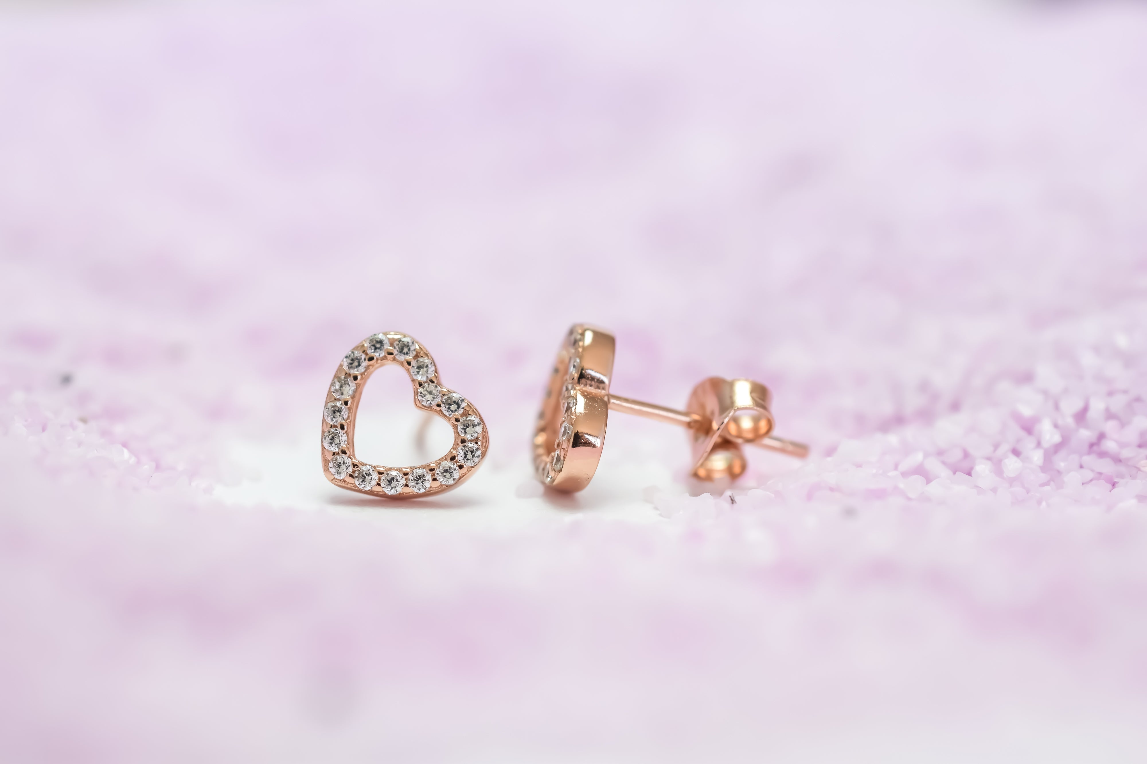 Oorbellen hartjes oorknoppen, gouden hartjes oorknoppen, rose gouden hartjes oorbellen, oorbellen open hartjes, zilveren harten oorstekers, 925 zilver oorbellen harten