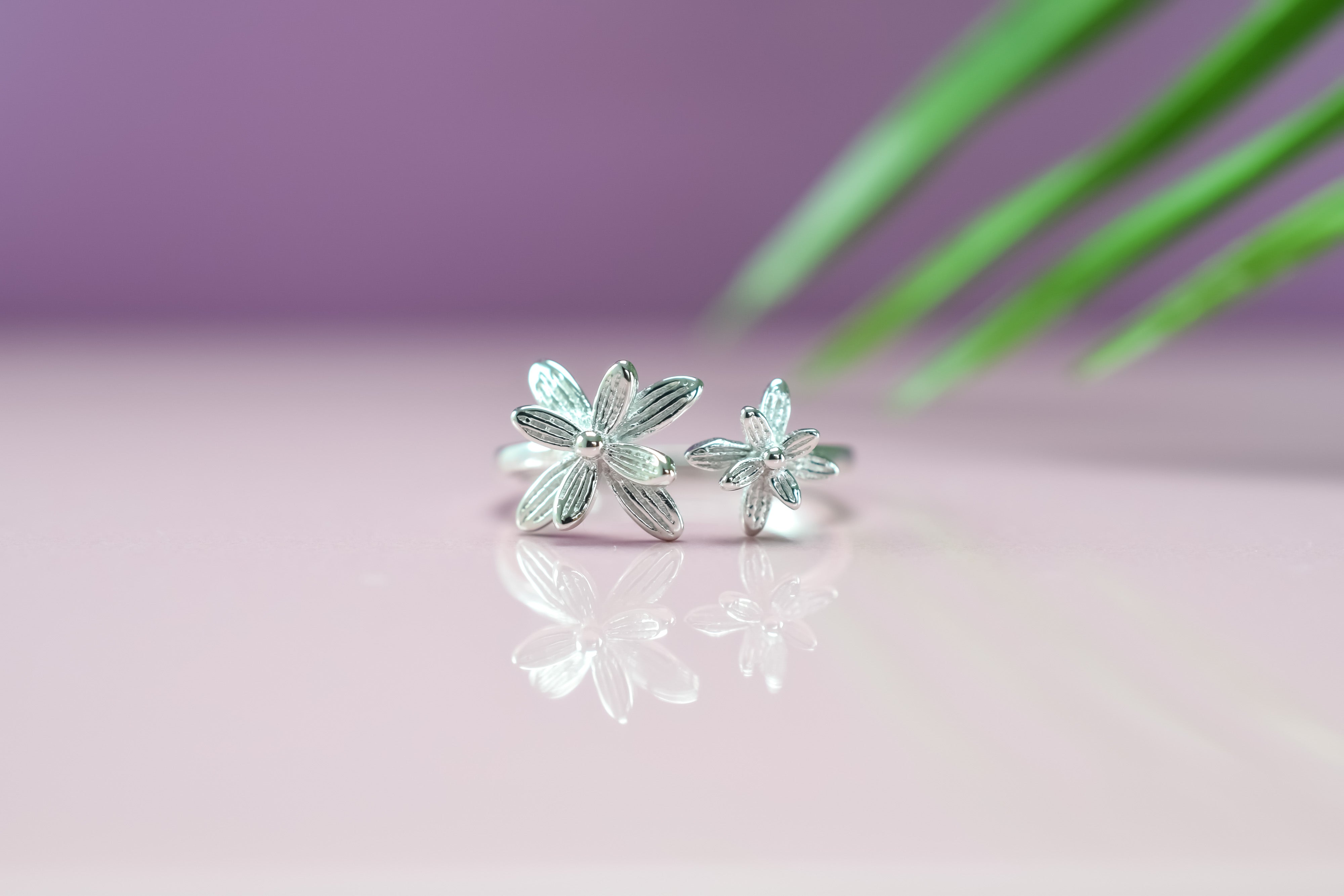 Bloemenring zilver, zilveren ring met bloemen, 2 bloemen open ringen, ring zilver met twee bloemen