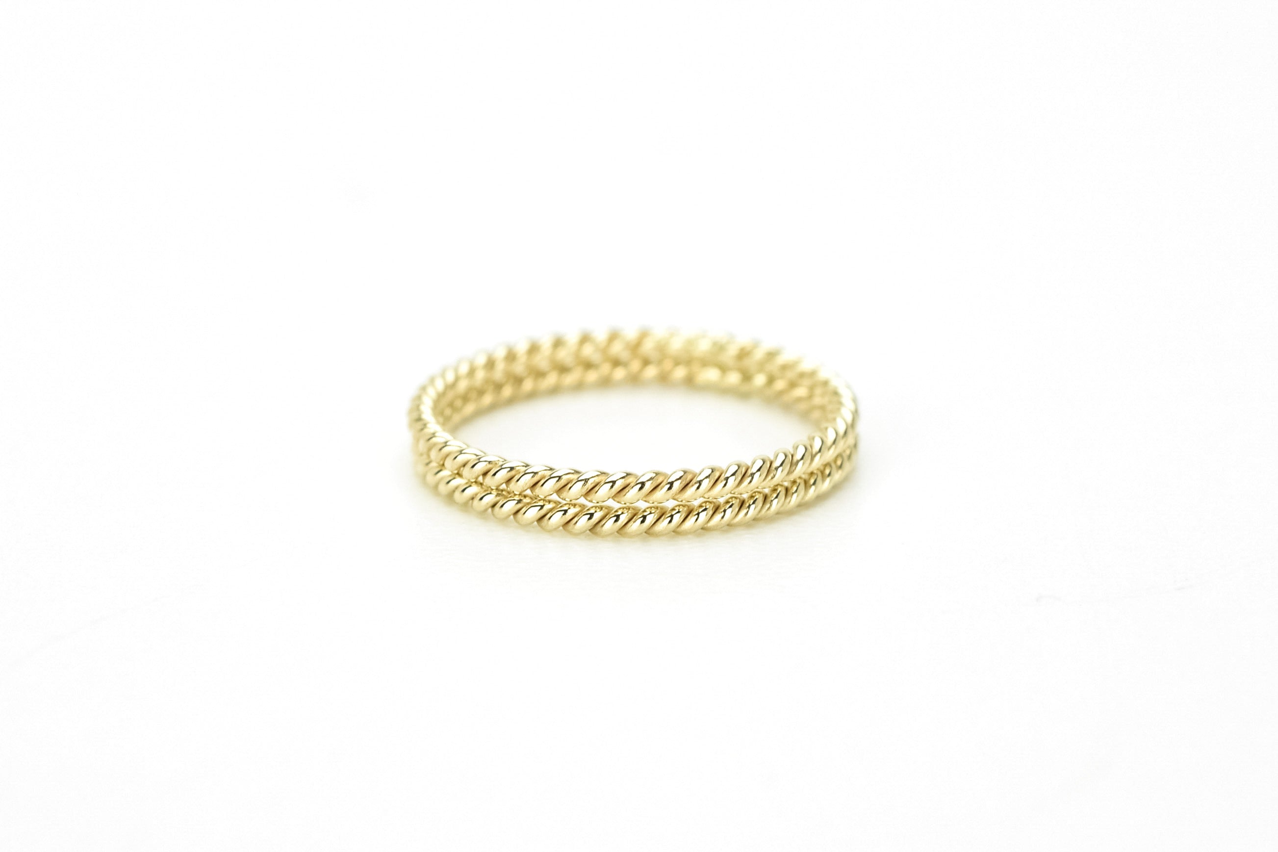 Twistend ring 14k Goud, twisted ringen, 2 aanschuif ringen, 2 vlecht ringen goud, 2 gedraaide ringen 14k, gouden ringen 2x, stacking ring, 14k aanschuif ringen