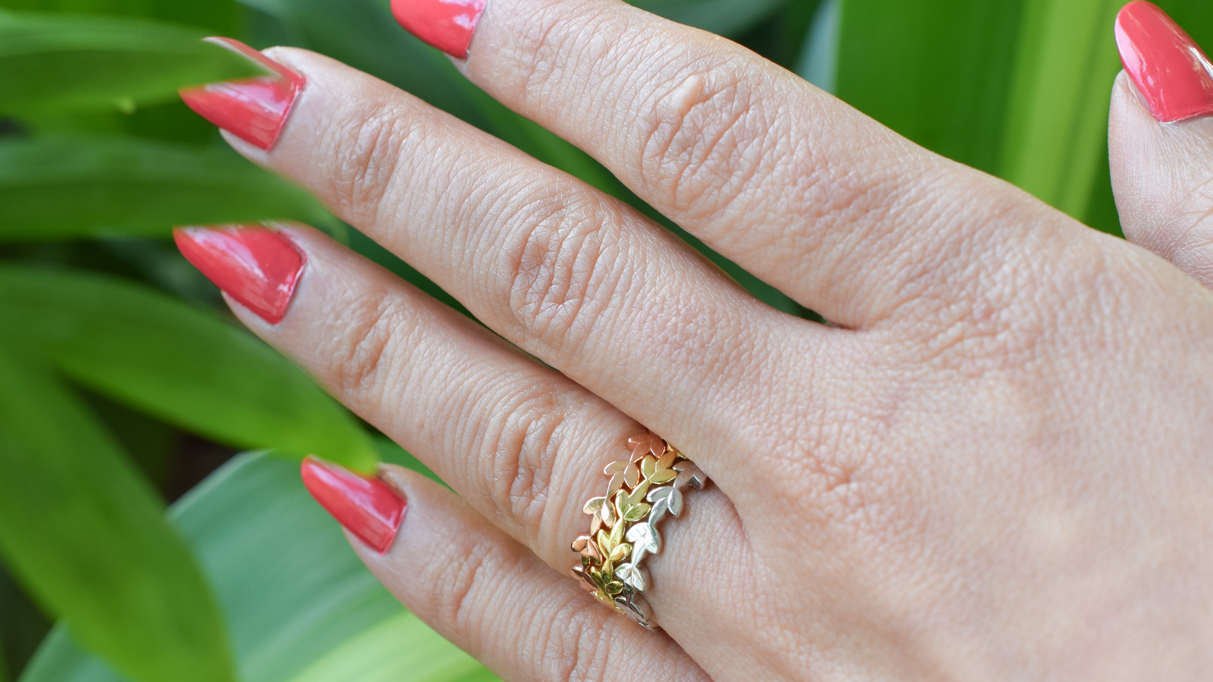 gouden leaf ring, blaadjes ring zilver, dames blaadjes ring rose goud, zilveren leaf ring voor dames, unieke ring voor dames, stapelring nature, nature ring, stapelring blaadjes