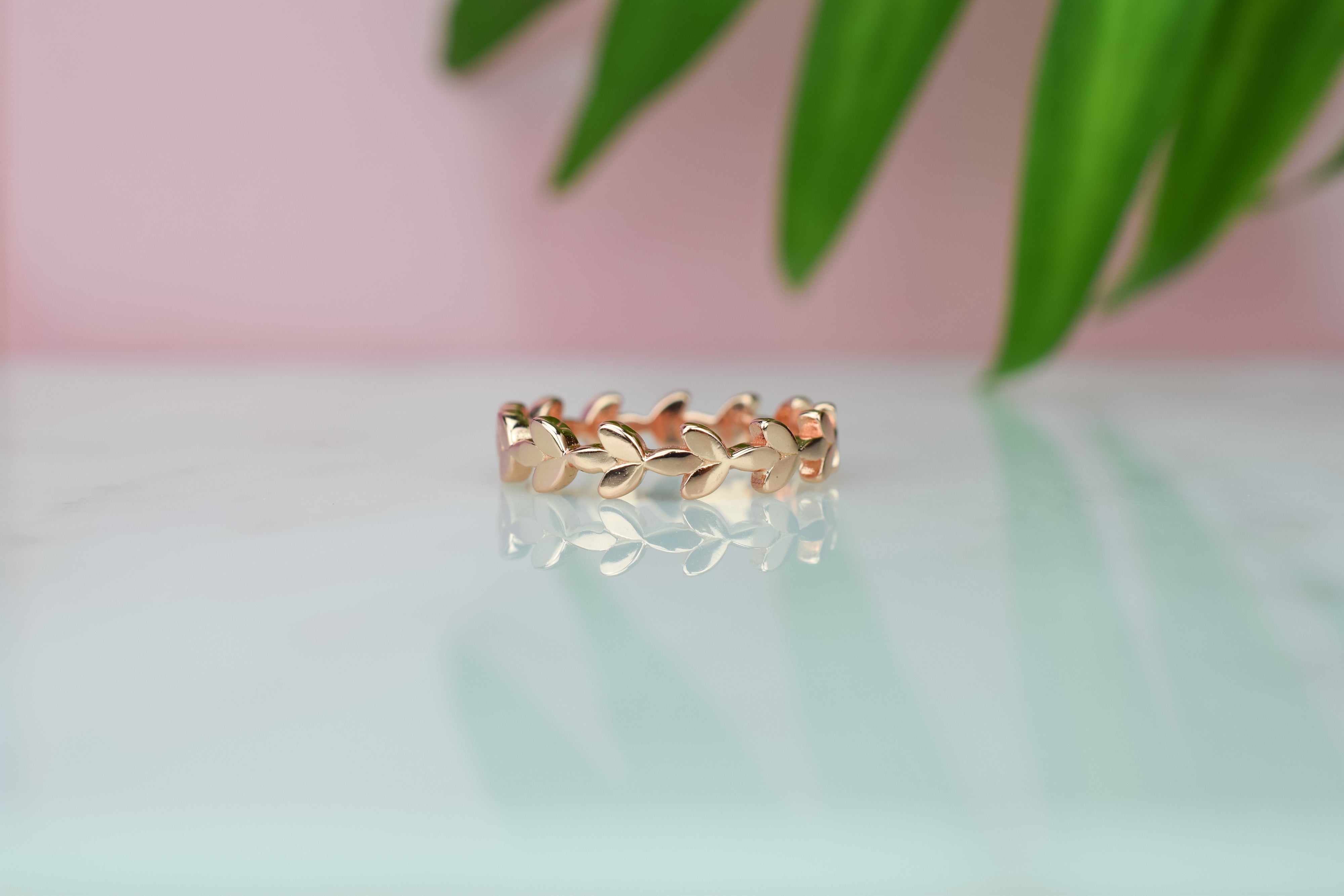 gouden leaf ring, blaadjes ring zilver, dames blaadjes ring rose goud, zilveren leaf ring voor dames, unieke ring voor dames, stapelring nature, nature ring, stapelring blaadjes