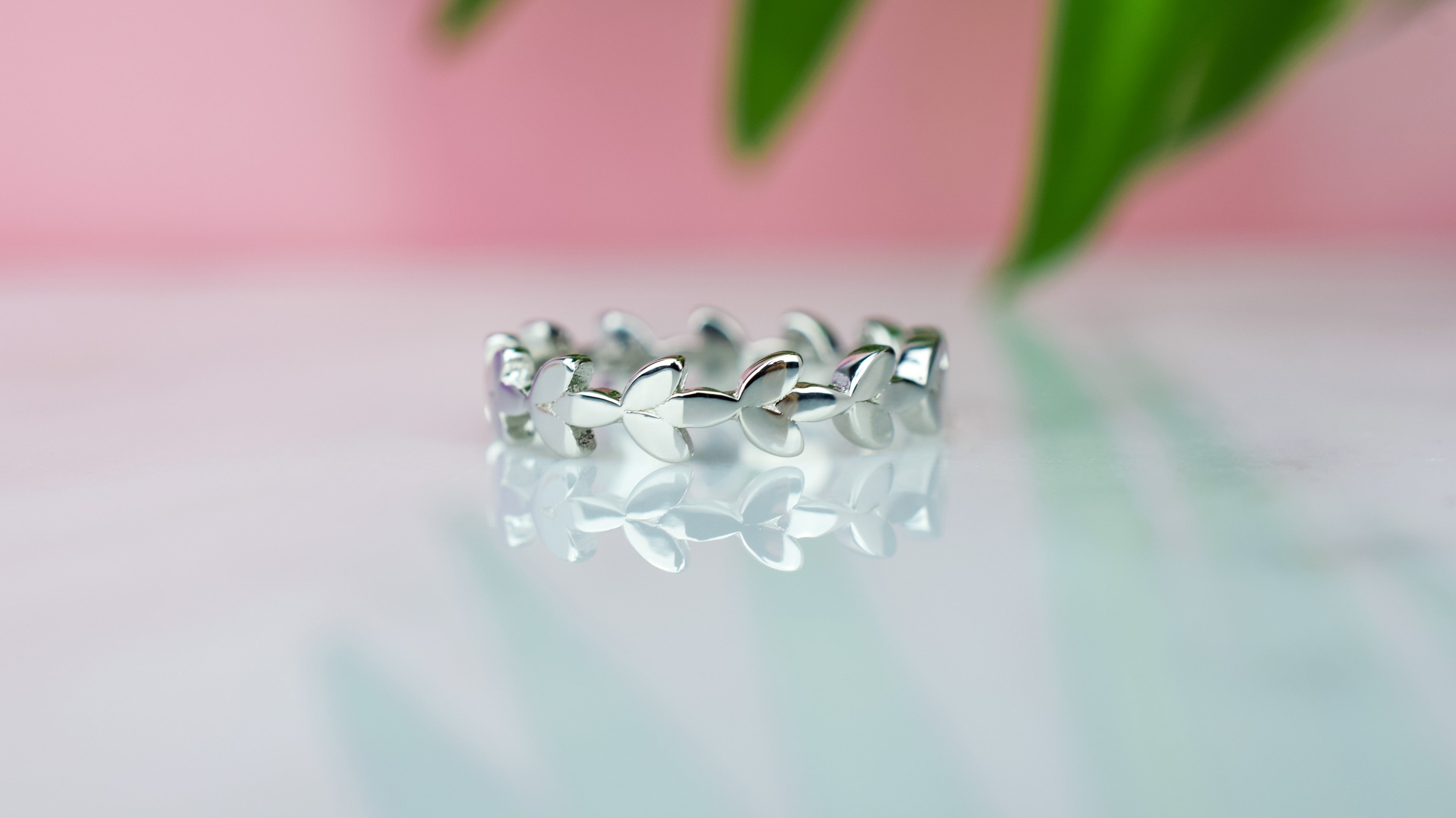 gouden leaf ring, blaadjes ring zilver, dames blaadjes ring rose goud, zilveren leaf ring voor dames, unieke ring voor dames, stapelring nature, nature ring, stapelring blaadjes