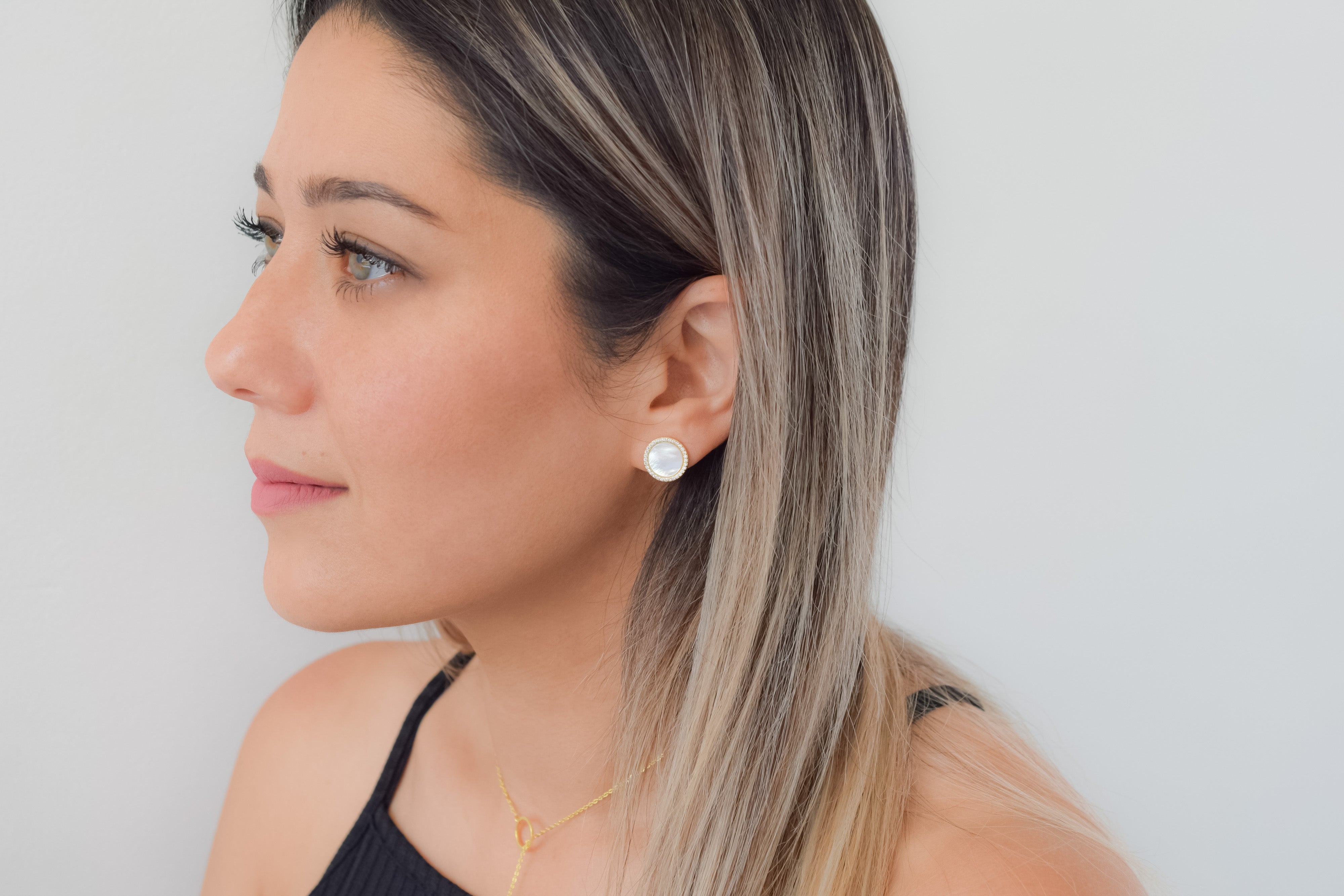 Oorknoppen parel, parel zilver oorbellen, gouden parel oorbellen, parelmoer oorknoppen, ronde parel met stenen oorbellen, oorknoppen parel cirkel