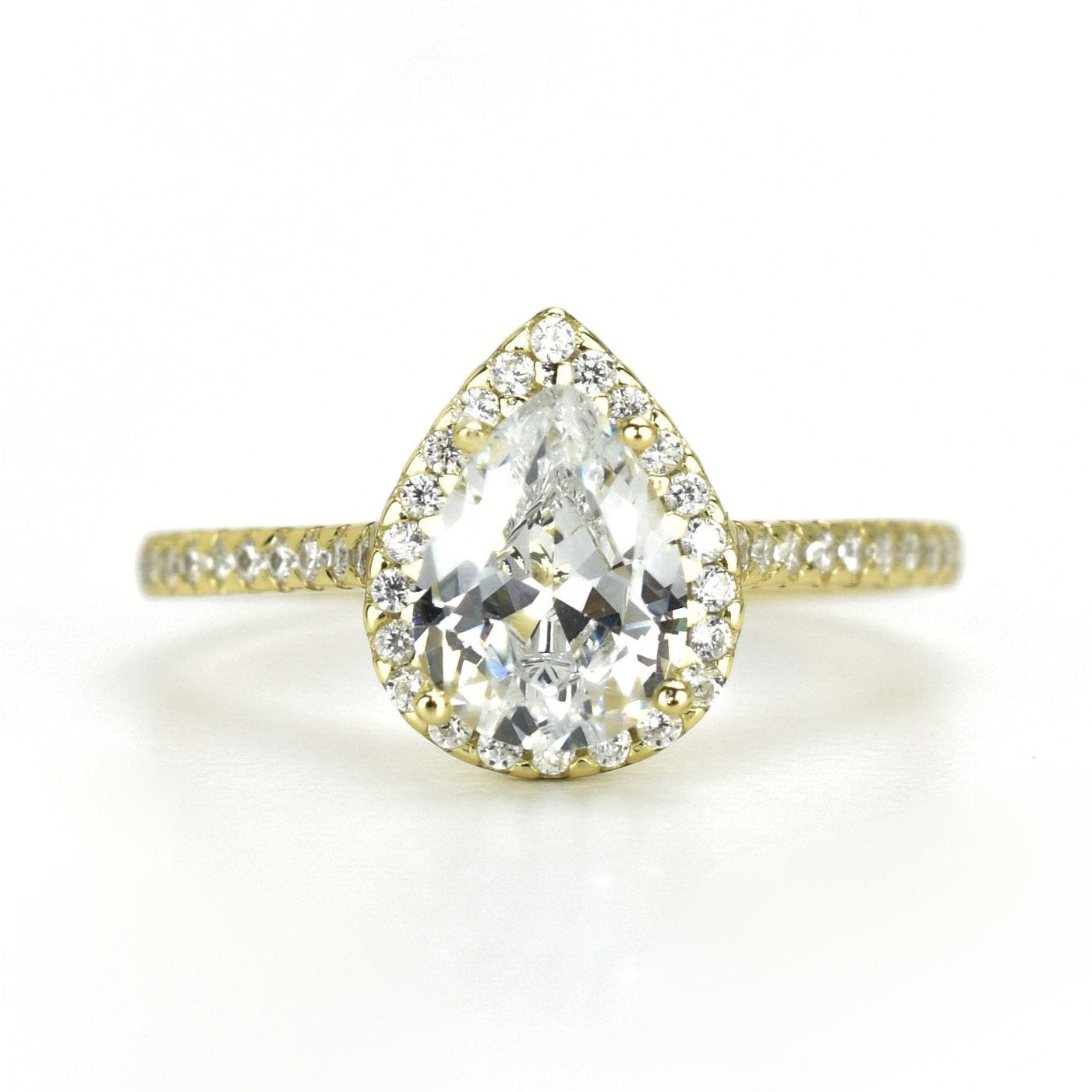 Peervormige ring met stenen, rose ring met stenen, peer ring rosegoud, verlovingsring dames, ring peervormige steen, druppelvormige ring met steen, trouwring goud