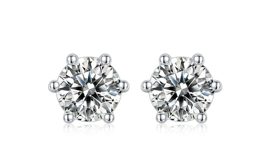 Oorbellen met steen, diamant oorbellen, oorbellen met witte stenen, ronde stenen oorbellen, kleine oorknoppen, oorsieraden zilver, zilveren oorknoppen, subtiele oorknoppen, fijne zilveren oorknoppen zilver