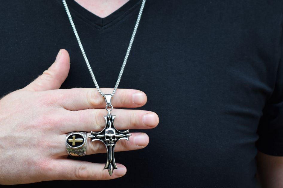 Mannen kruis ring, stoere mannen ring, mannen ring, kruis sieraad voor mannen, stalen ring, stalen kruis ring, grote mannen ring