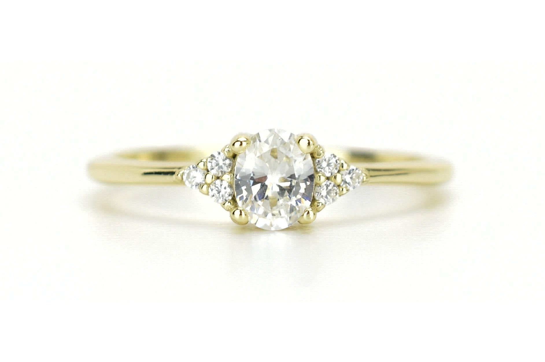 prinses ring, alexia ring, gouden ring, verlovingsring, zilveren ring met stenen, ovale ring, relatiering zilver, zilveren dames ring, rosegouden ring, 925 zilveren ring met stenen