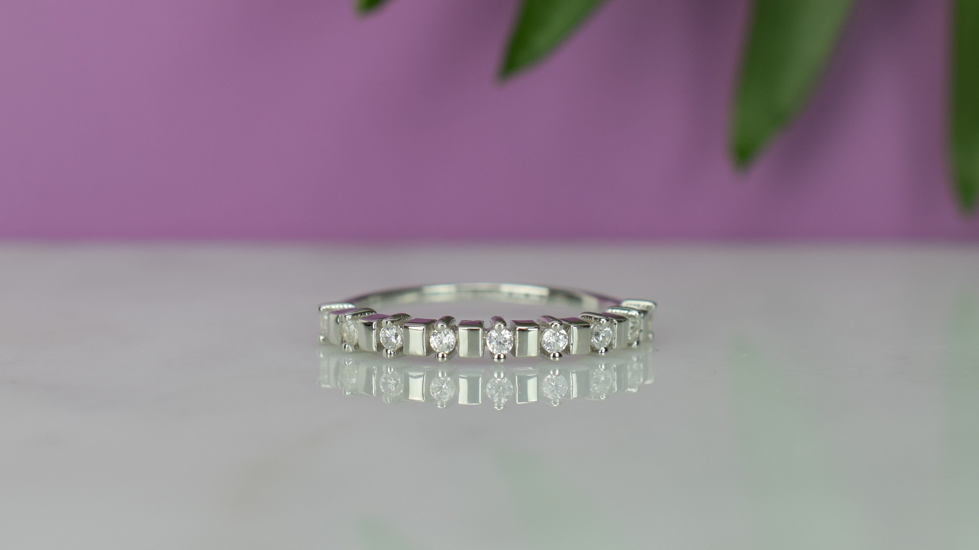 unieke gouden ring, stapel ring rose goud, stapel ring zilver, zilverem dames ring met stenen, subtiele ring voor dames, dames balkjes ring, ring met stenen goud, verlovingsring