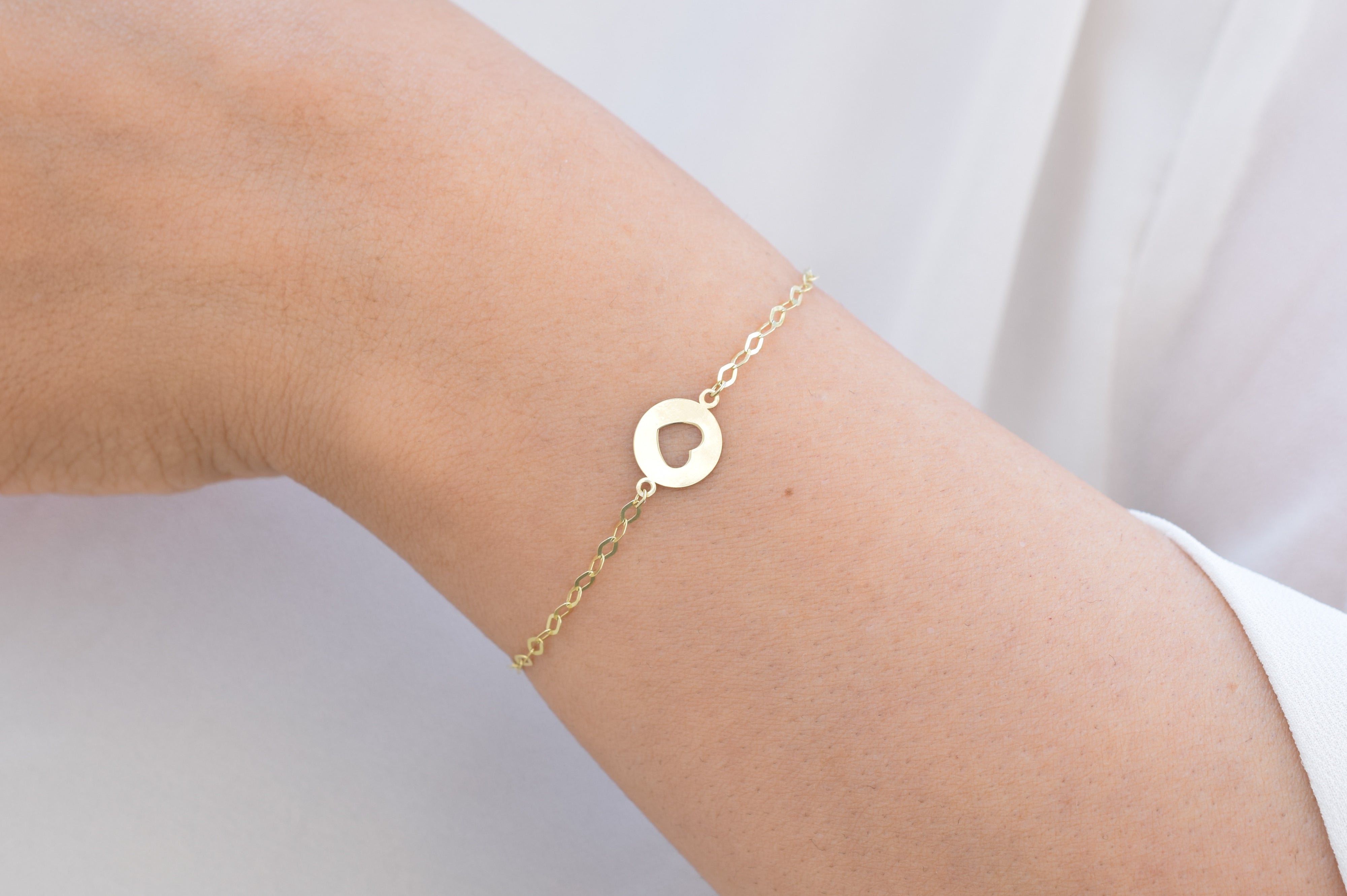 Dames armband goud, mooie dames armband, Hartjes armband 14 karaat, 14 karaat bedel armband, armband goud, dames gouden armband, dames armband hartje, 14 karaat armband bedel hartje