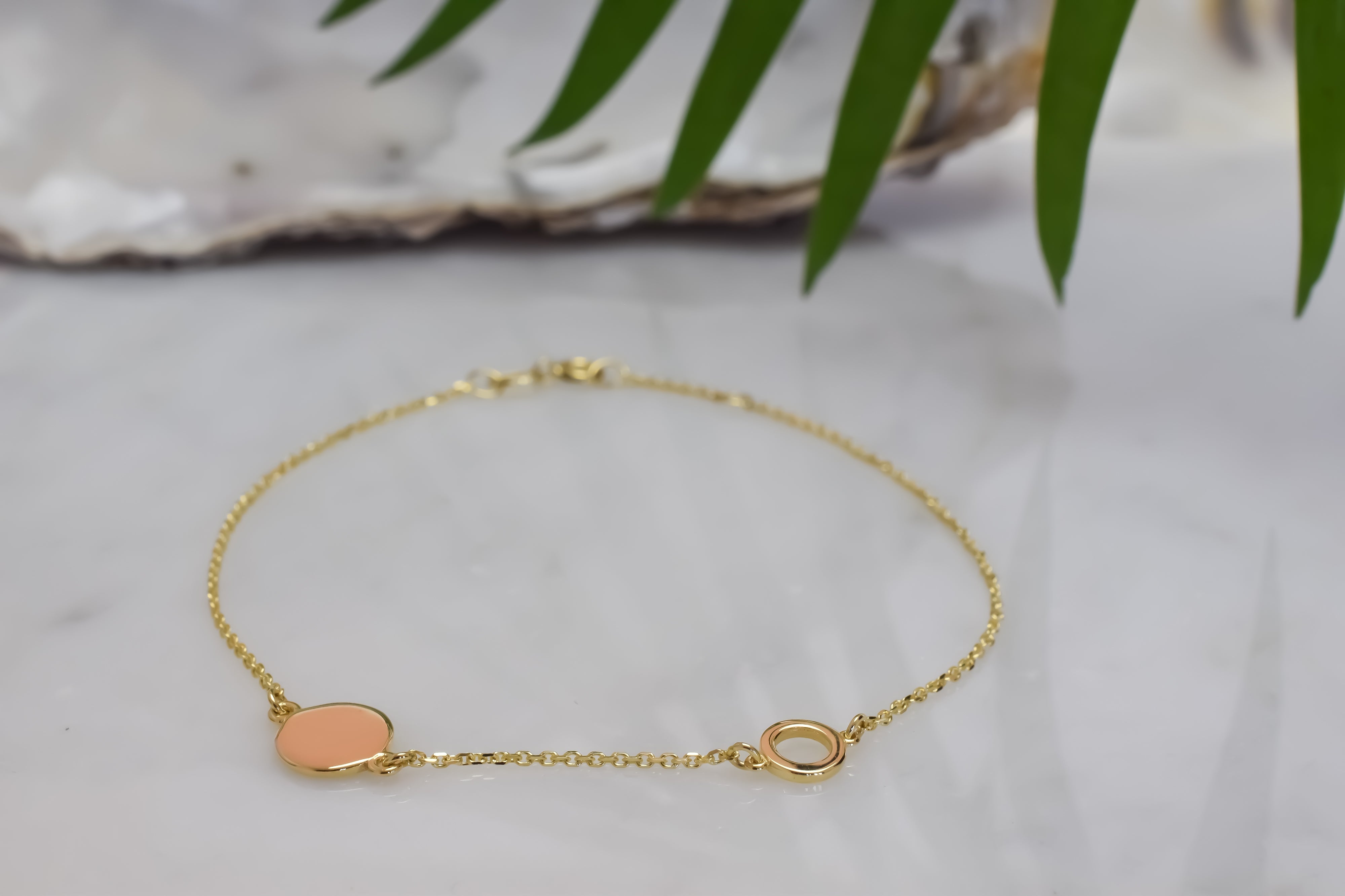 14k gouden armband voor dames, dames 14k armband, unieke 14k armband, dames 14k armband met 2 bedels