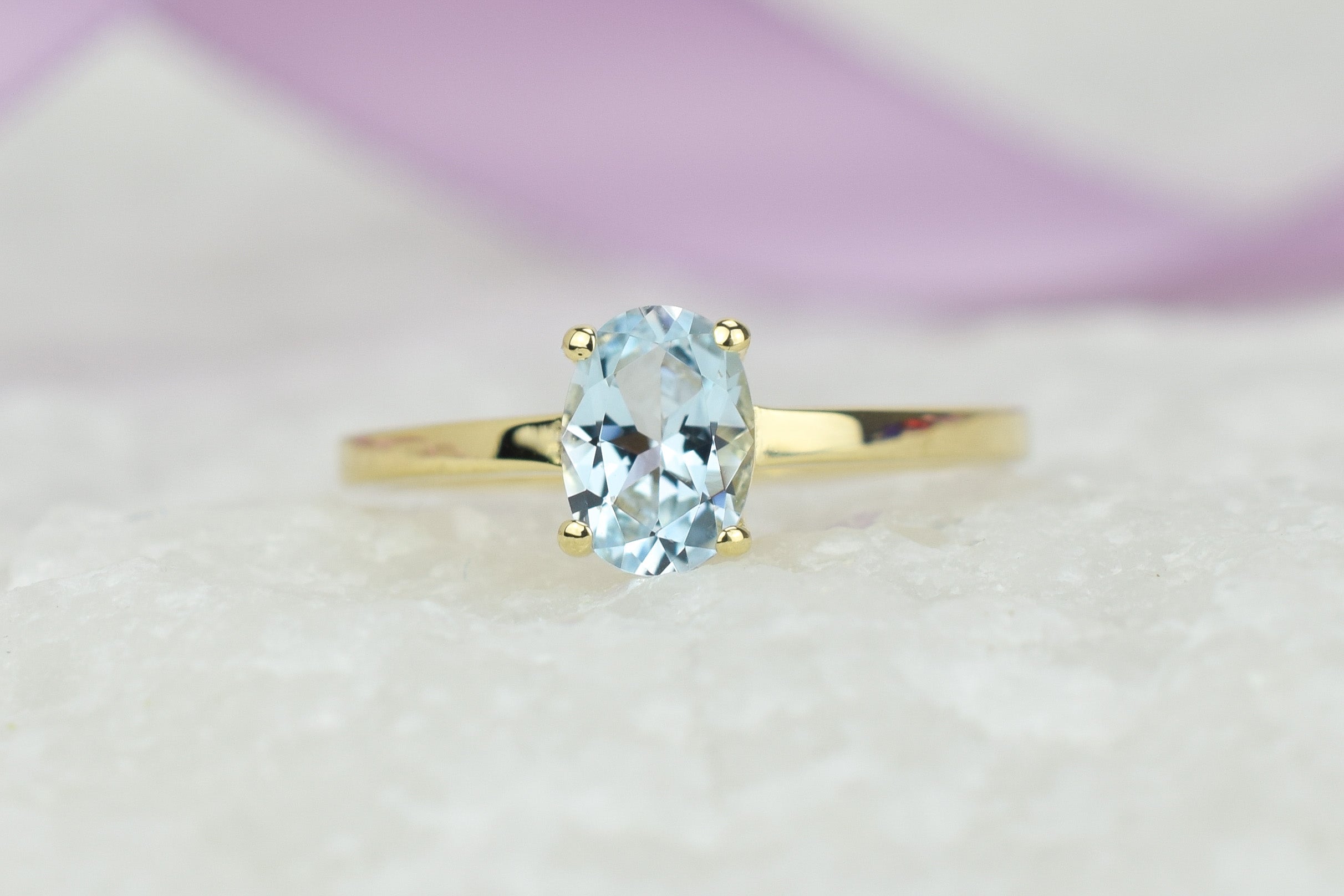 blauwe topaas ring, topaas ring, 14k topaas ring, 14 ring, Swarovski ring, swarovski topaas ring goud, 14k ring birthstone ring, geboortesteen ring, blauwe ring goud