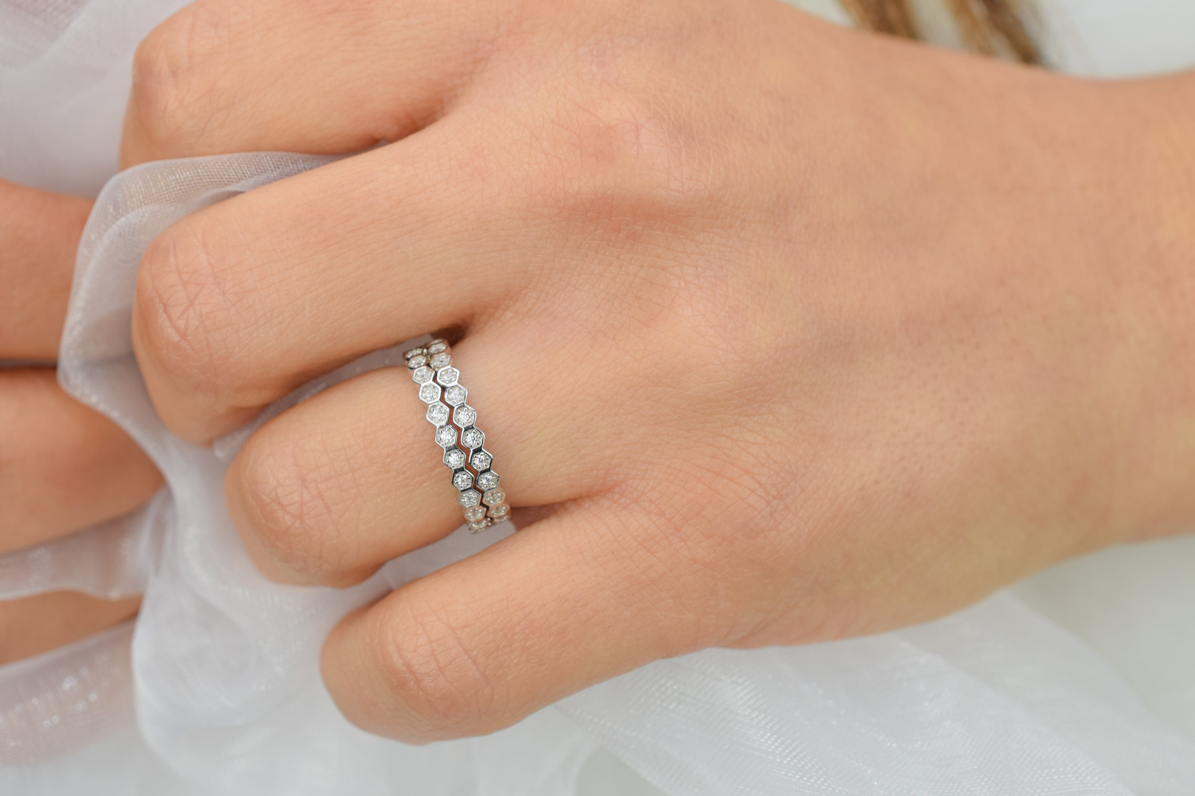 gouden honingraat aanschuifring, aanschuifring rosegoud, gouden ring honey, unieke ring, stapelring zilver, rosegoud aanschuifring