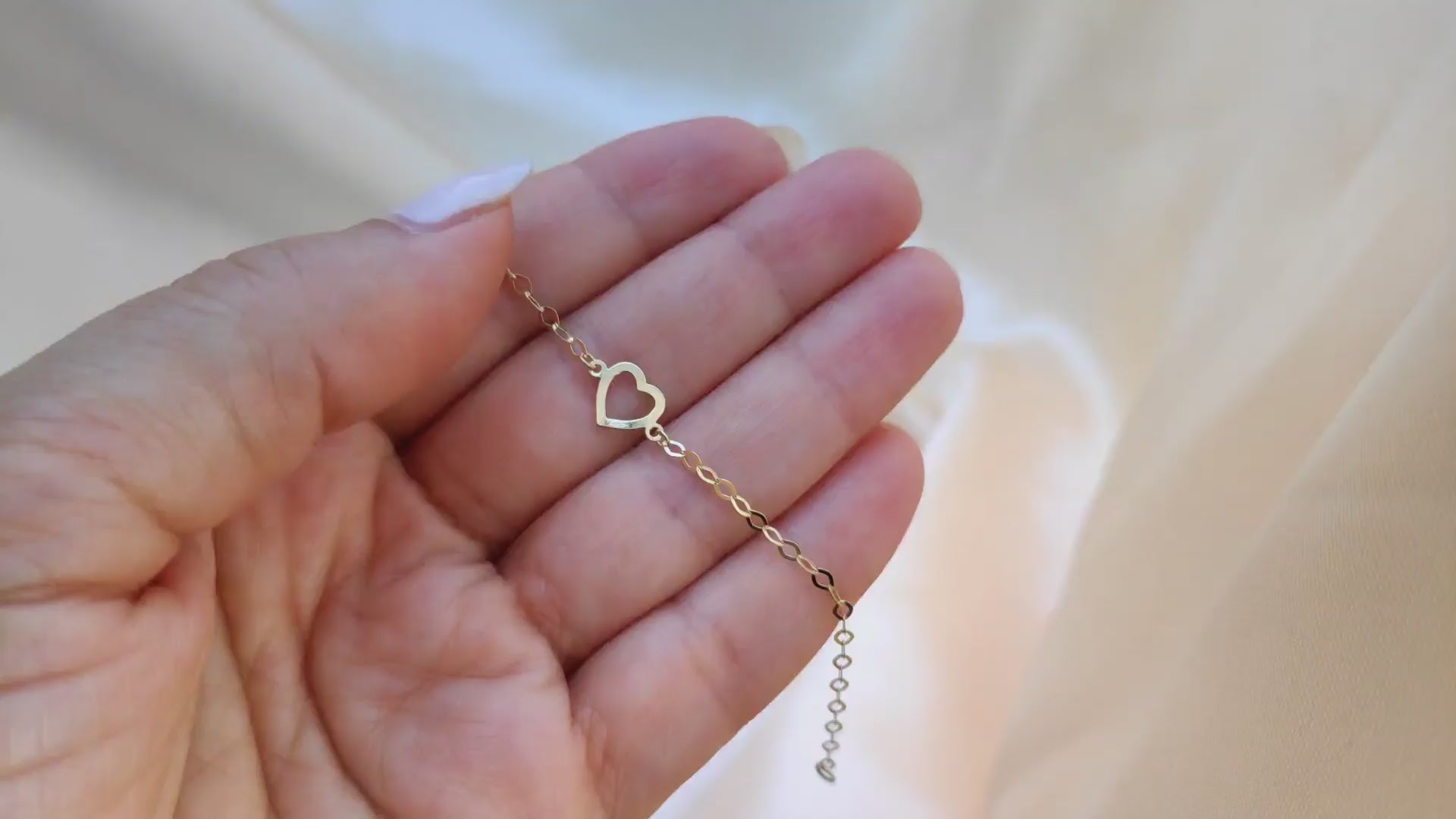 gouden armband, mooie dames armband, hartje armband goud, gouden armband met hartje, armband 14 karaat goud met hart, schakelarmband met hartje, bedel armband goud, 14k gouden dames armband met hartje, moeder kind gouden armband