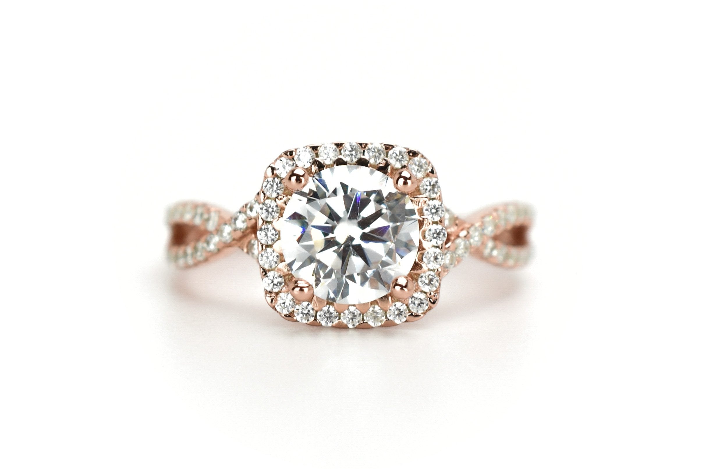 gouden ring, viekante gouden ringm infinity ring, verlovingsring, bemyjewels, vierkante grote steen ring, twisted ring goud, unieke verlovingsring, vierkante zilveren ring, ring met vierkante steen, ring met dubbele band, ring met stenen rosegoud, ring met stenen zilver