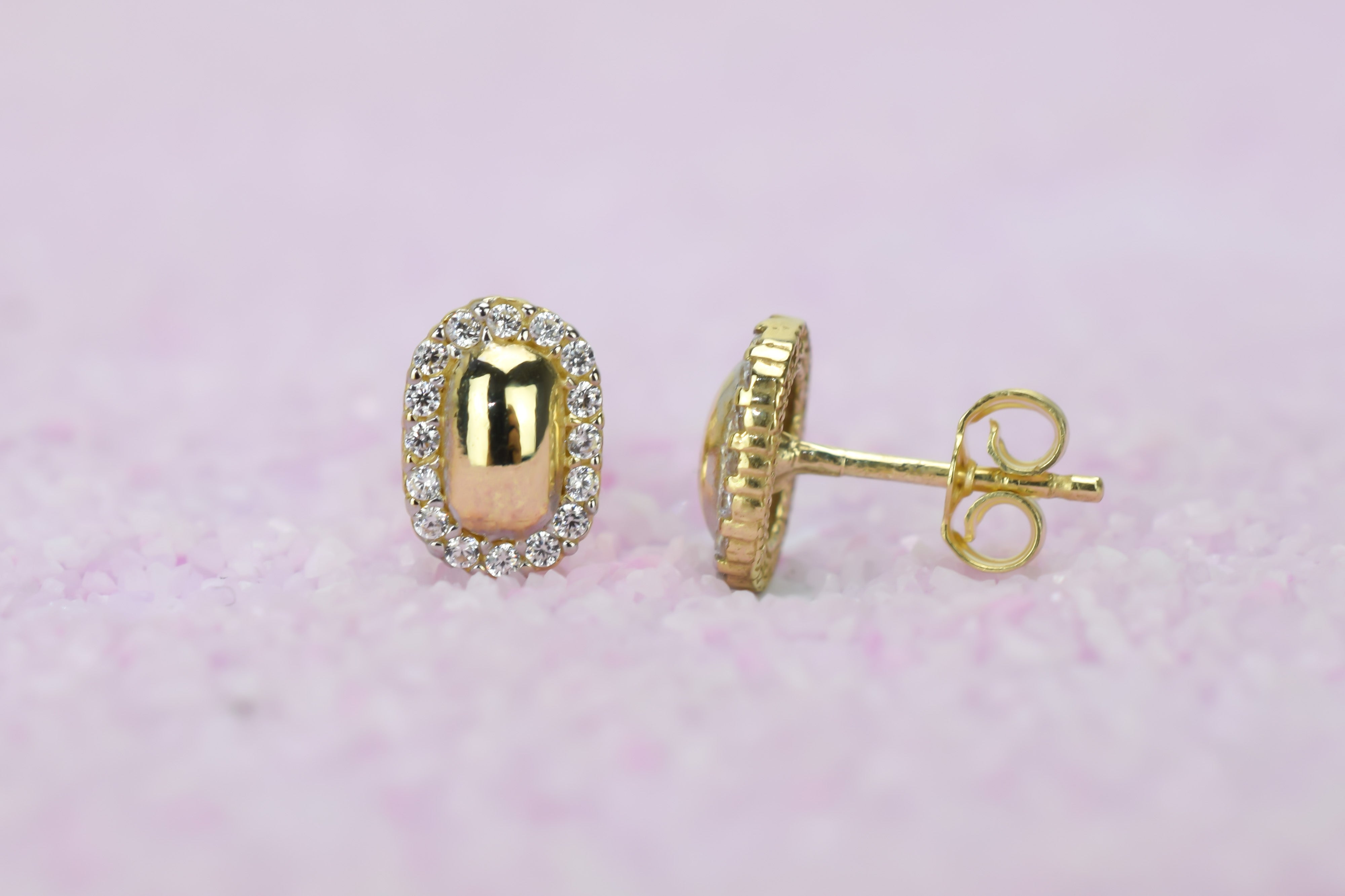 14k oorbellen, rechthoekige oorbellen, halo oorbellen goud, 14k dames gouden oorbellen, oorknoppen 14k met stenen, 14karaat oorbellen rechthoekig, gouden minimalistische oorbellen, gouden klassieke oorbellen