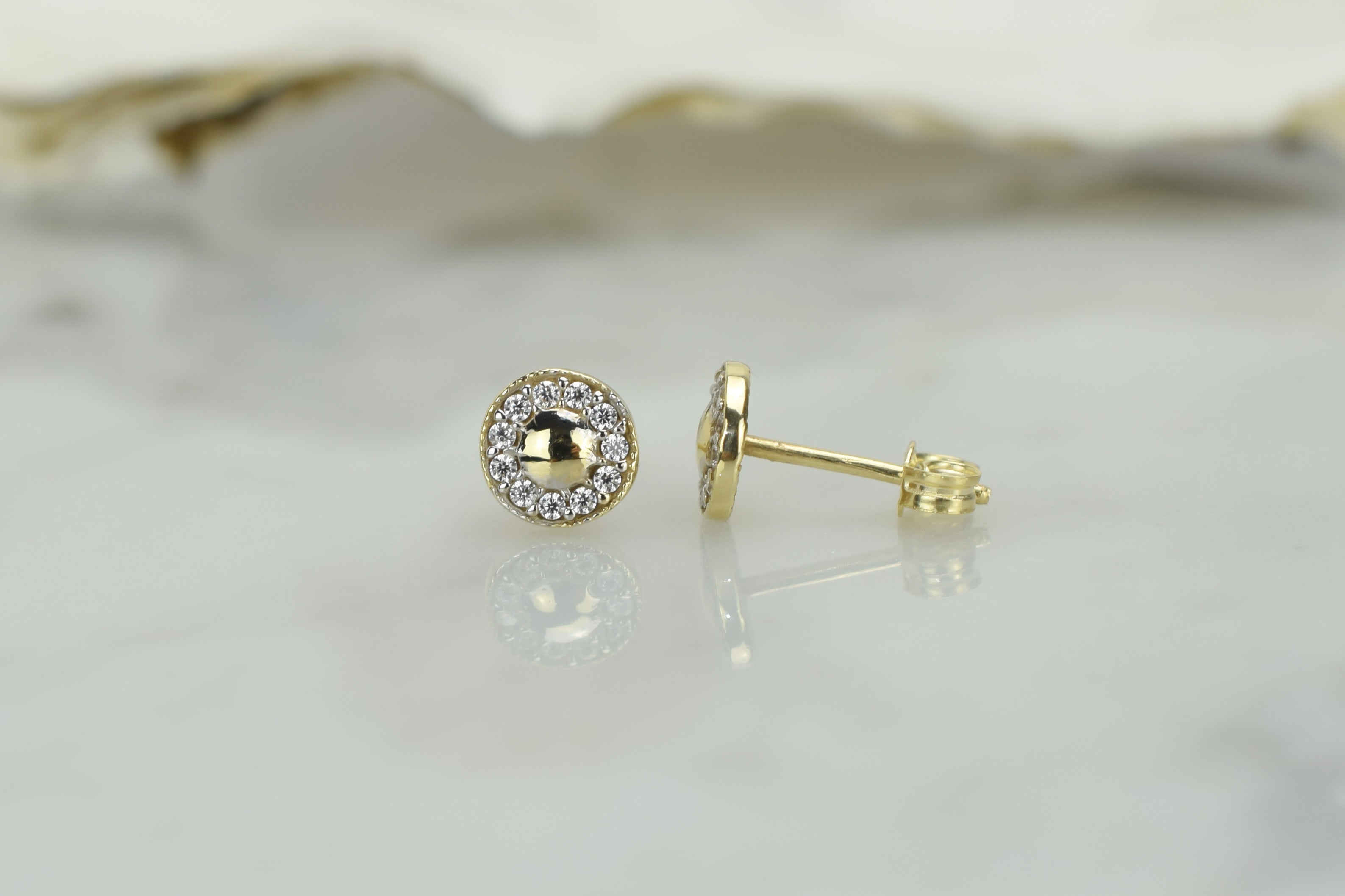 gouden ronde oorbellen, oorbellen met stenen, 14k oorbellen rondjes, halo oorbellen goud, gouden kleine oorbellen met stenen, klassieke oorbellen voor vrouwen, 14k gouden ronde oorbellen voor meisjes, dames oorbellen 14 karaat goud