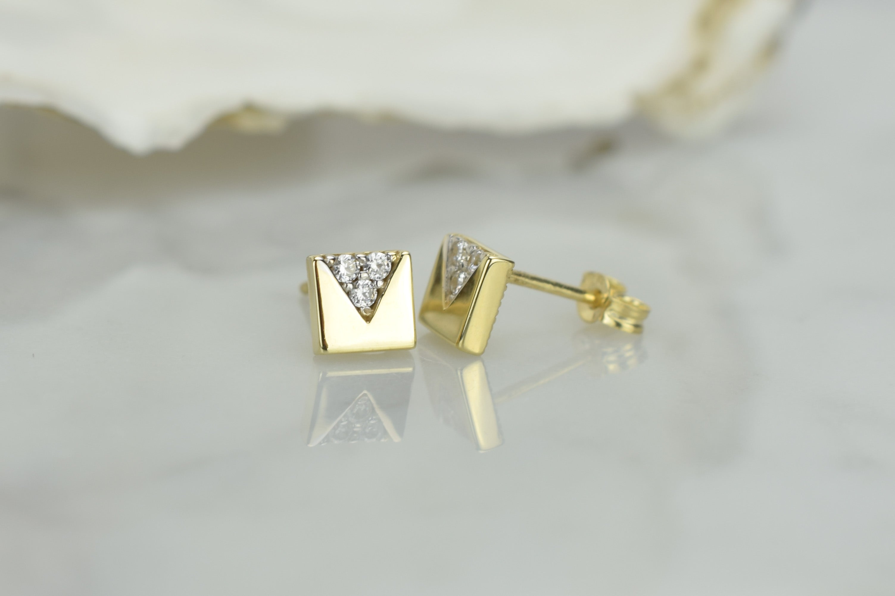gouden vierkante oorbellen, 14k oorbellen, vierkante gouden oorbellen, vierkante oorbellen met stenen, 14k gouden dames oorbellen