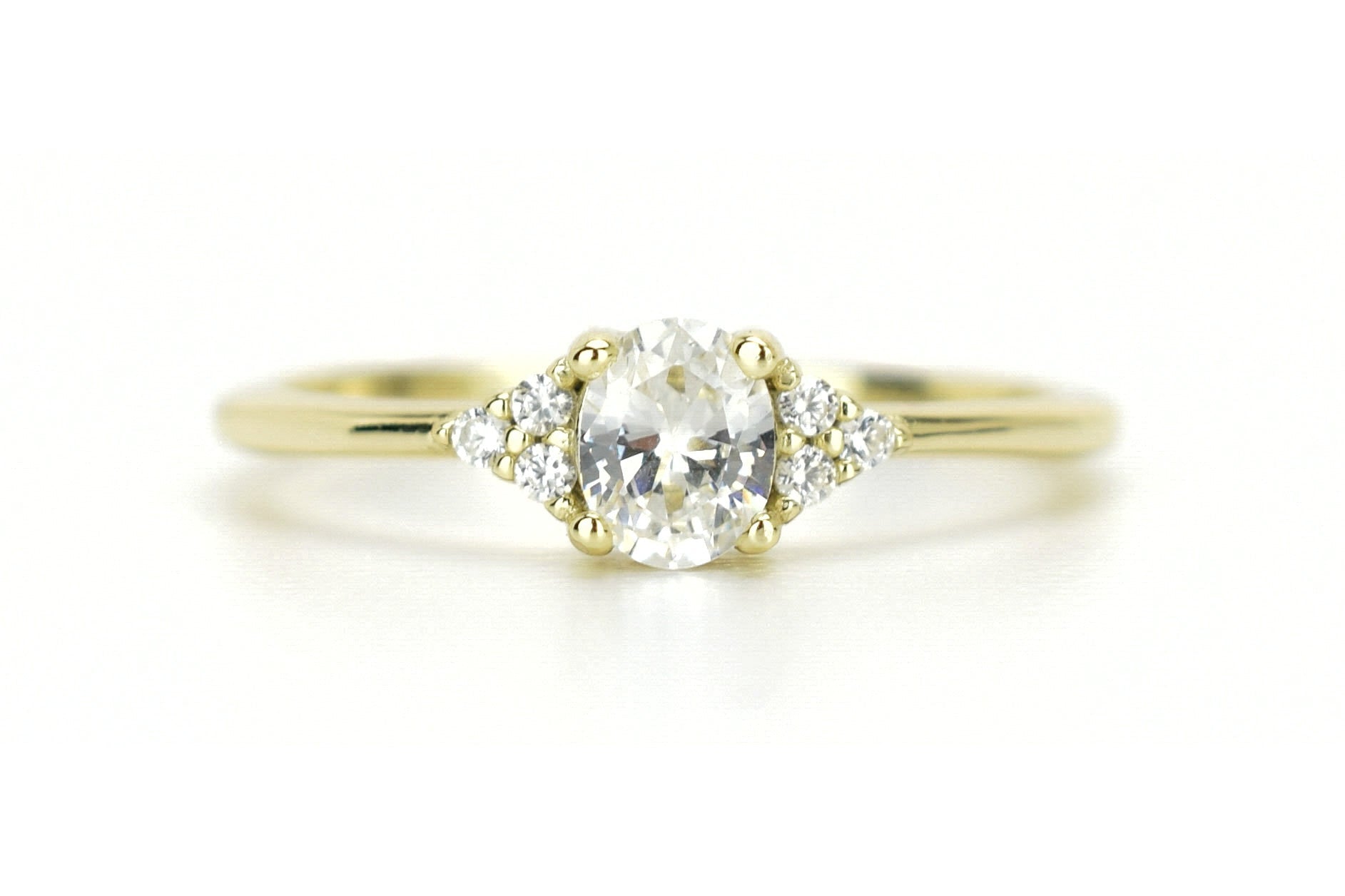 prinses ring, alexia ring, gouden ring, verlovingsring, zilveren ring met stenen, ovale ring, relatiering zilver, zilveren dames ring, rosegouden ring, 925 zilveren ring met stenen